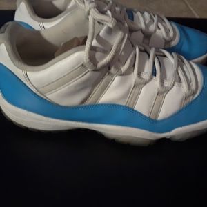 Air Jordan 11 low
